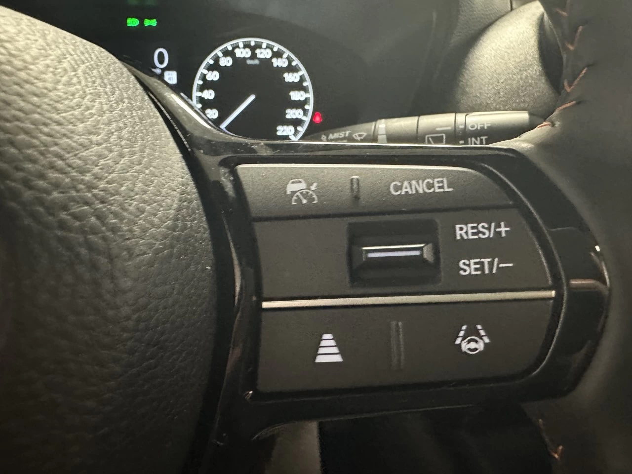 2025 Honda HR-V Sport Main Image