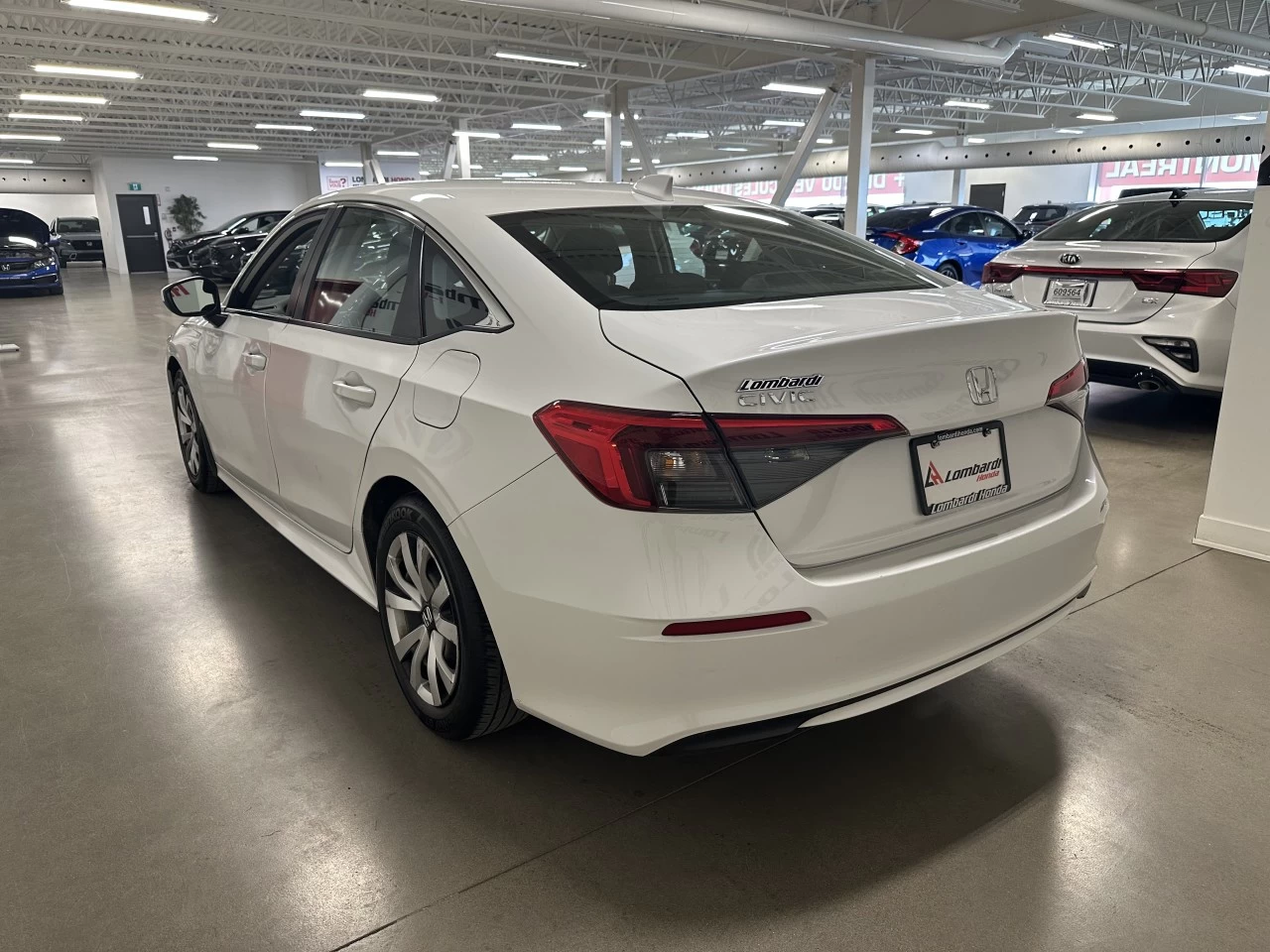 2022 Honda Civic
                                                    LX Image principale