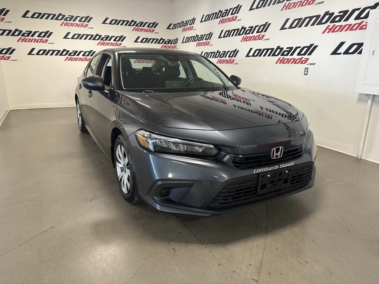 2024 Honda Civic LX-B Image principale