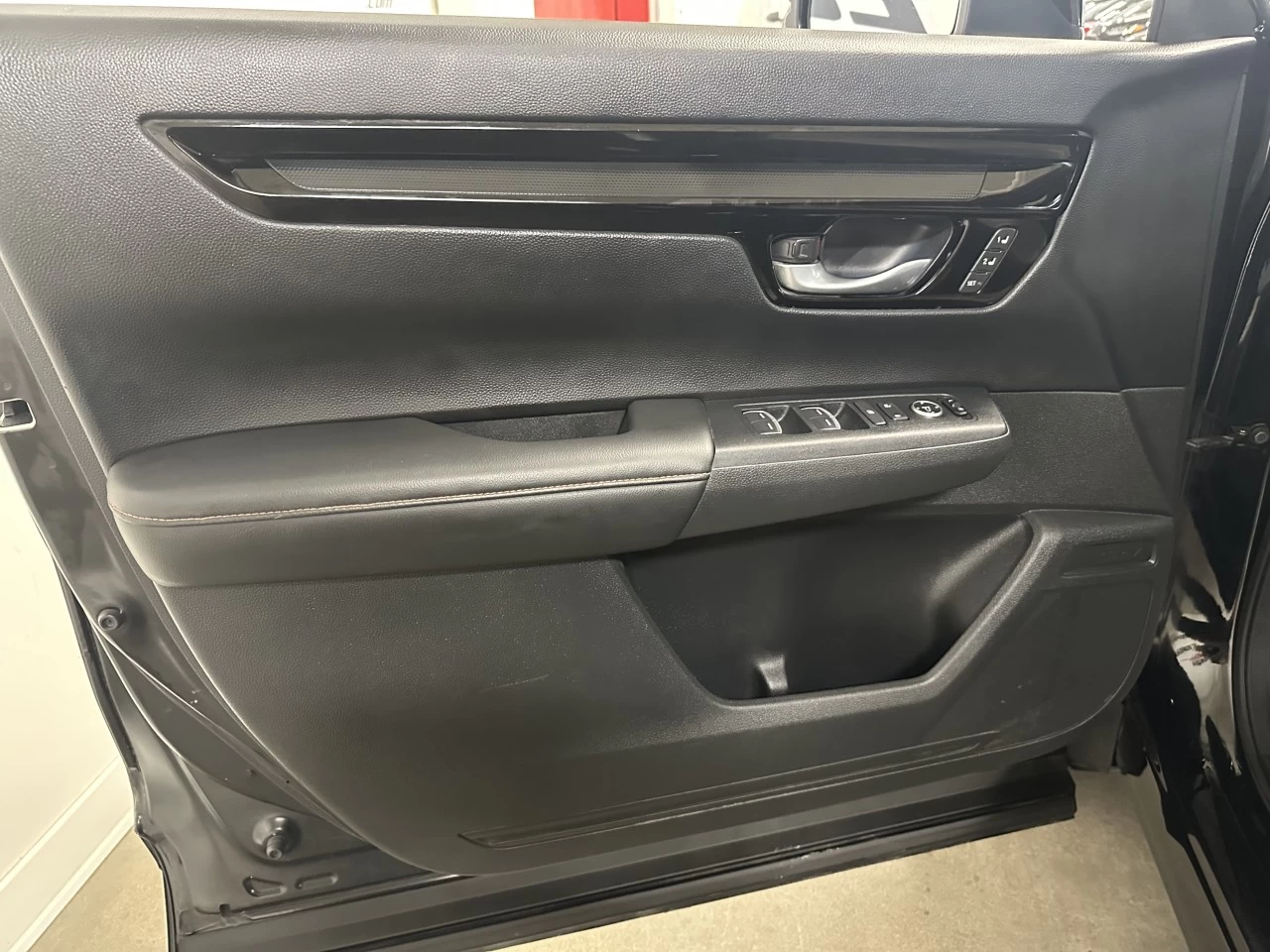 2024 Honda CR-V hybride Touring Image principale