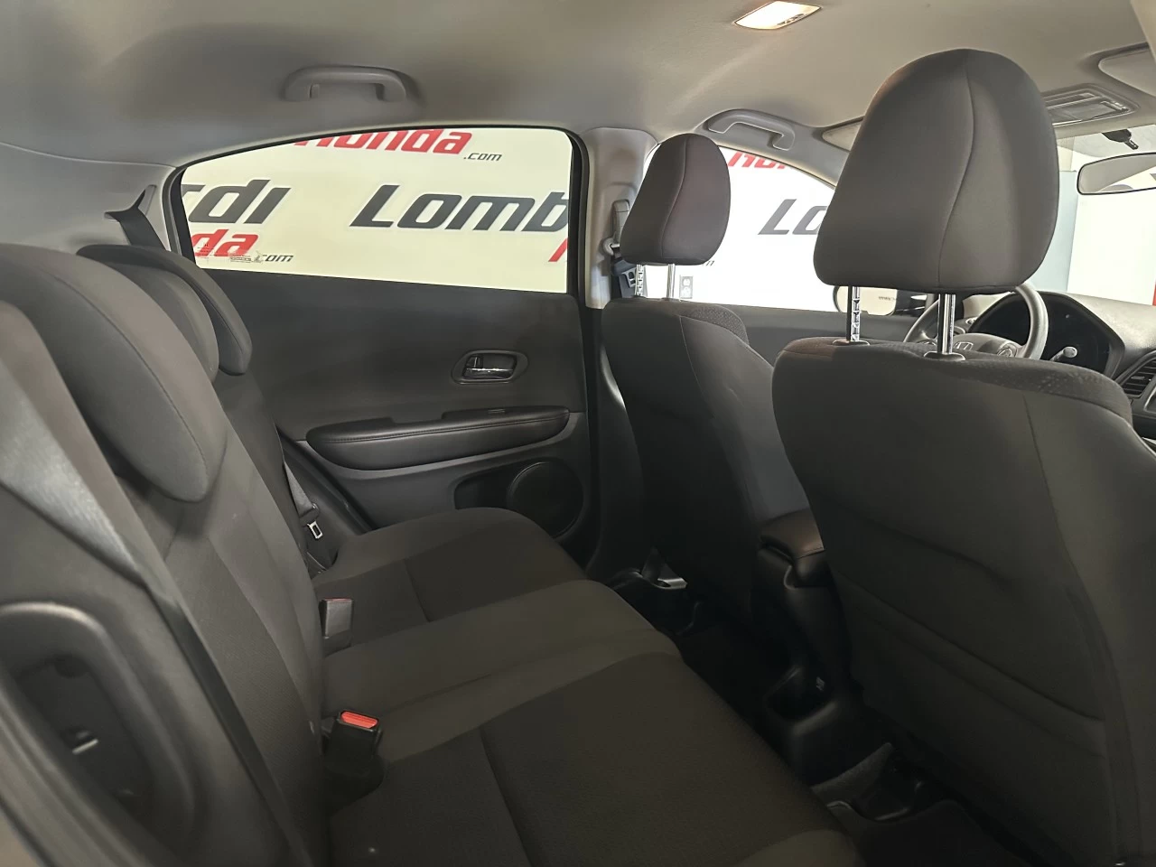 2022 Honda HR-V LX Main Image