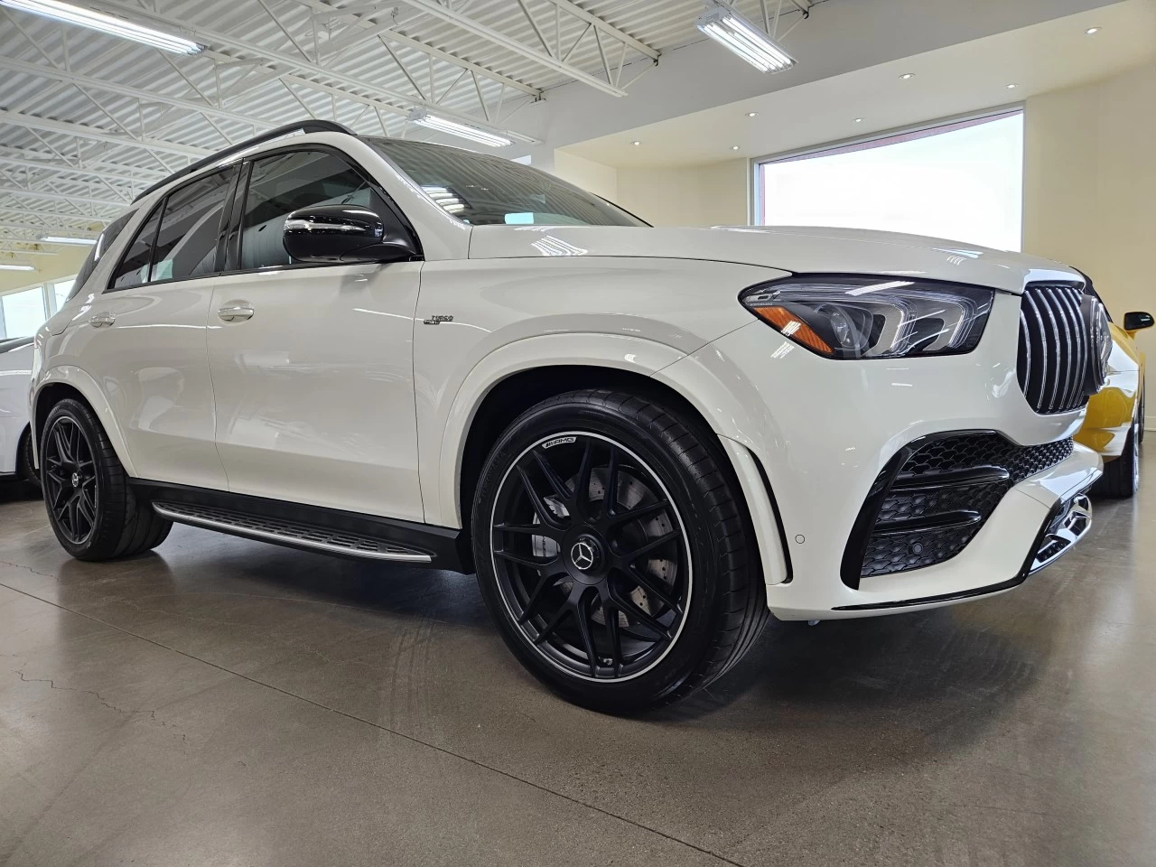 2023 Mercedes-Benz GLE
                                                    AMG GLE 53 Image principale