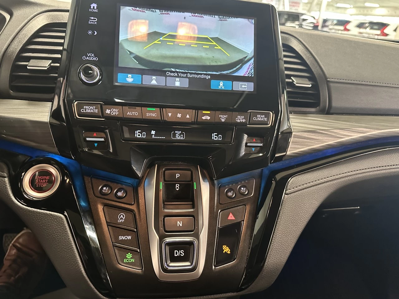 2023 Honda Odyssey Touring Image principale
