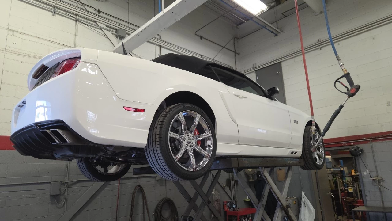 2011 Ford Mustang
                                                        GT Image principale