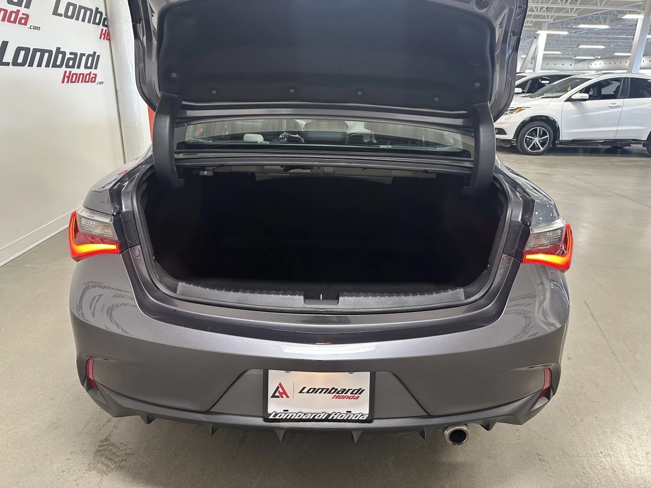 2019 Acura ILX Sedan https://www.lombardihonda.com/resize/b990ff35b810a3abc0cc817b2ca24889-1