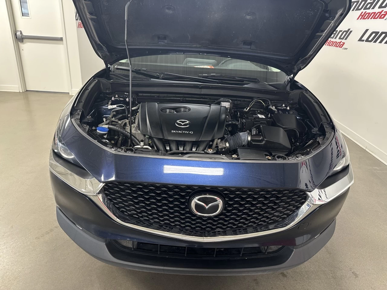 2022 Mazda CX-30 GS https://www.lombardihonda.com/resize/b990ff35b810a3abc0cc817b2ca24889-1