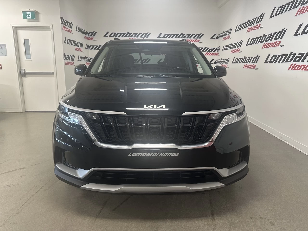 2024 Kia Carnival LX+ Main Image