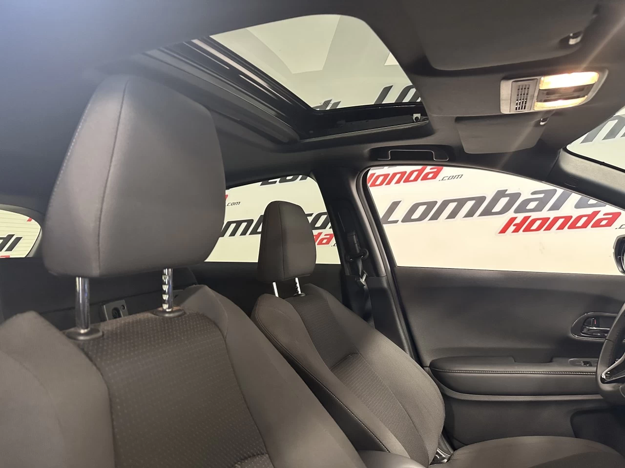 2021 Honda HR-V
                                                    Sport Main Image