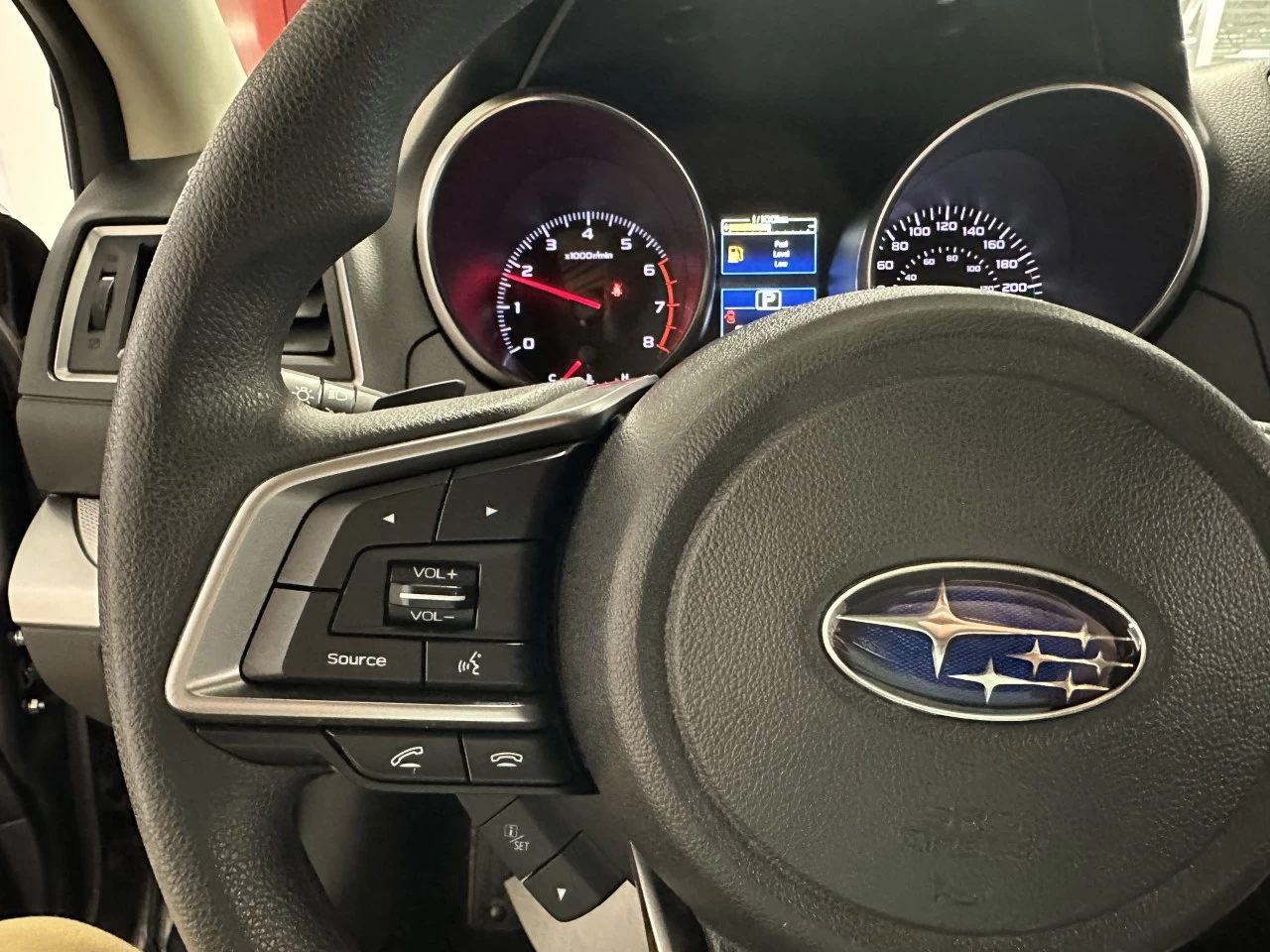 2018 Subaru Outback
                                                    2.5i Image principale