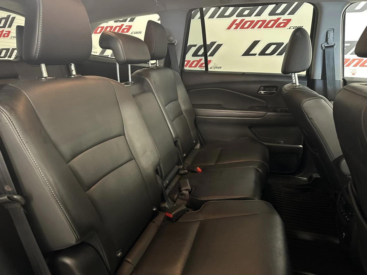 2022 Honda Pilot Touring 8-Passenger https://www.lombardihonda.com/resize/b990ff35b810a3abc0cc817b2ca24889-1