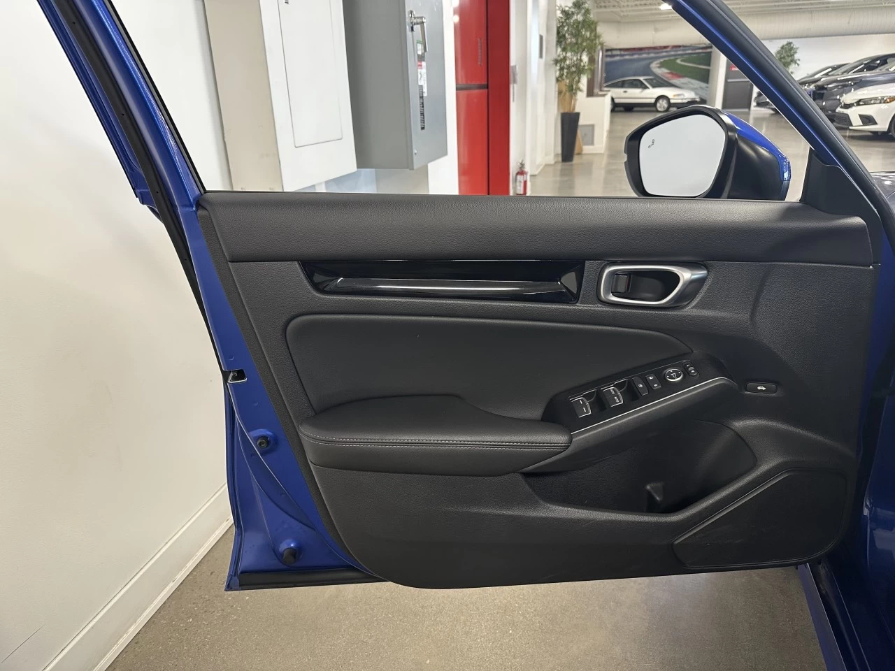 2024 Honda Civic
                                                    Touring Main Image