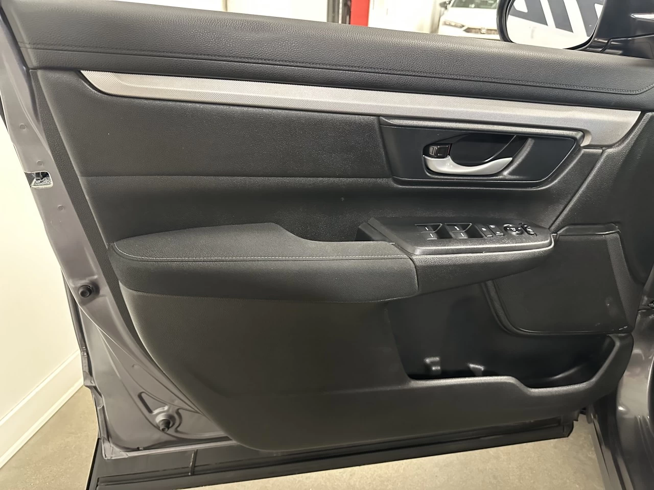 2022 Honda CR-V LX Main Image