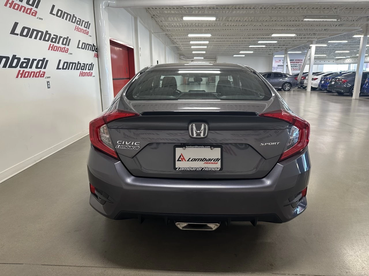 2019 Honda Civic
                                                    Sport Main Image