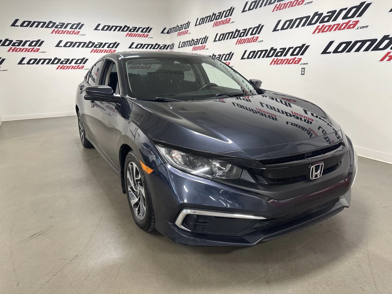 2019 Honda Civic EX Main Image