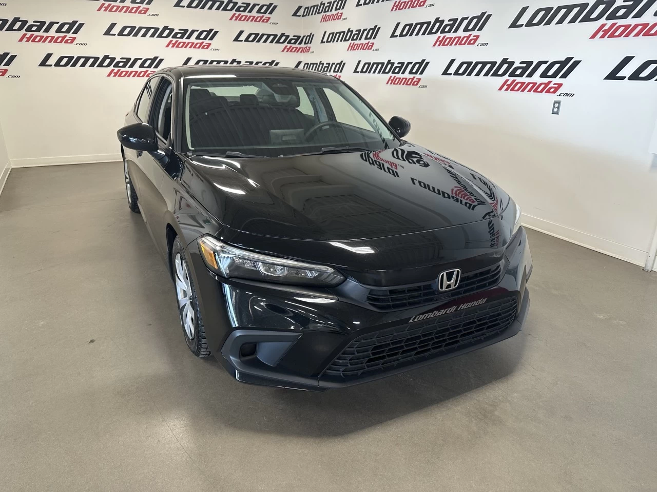 2022 Honda Civic
                                                    LX Main Image