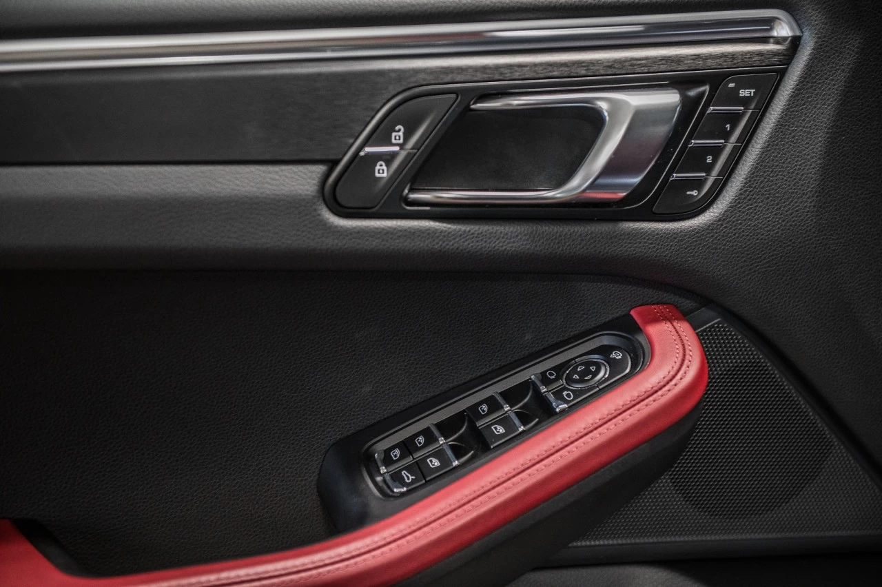 2024 Porsche Macan GTS https://www.lombardihonda.com/resize/b990ff35b810a3abc0cc817b2ca24889-1