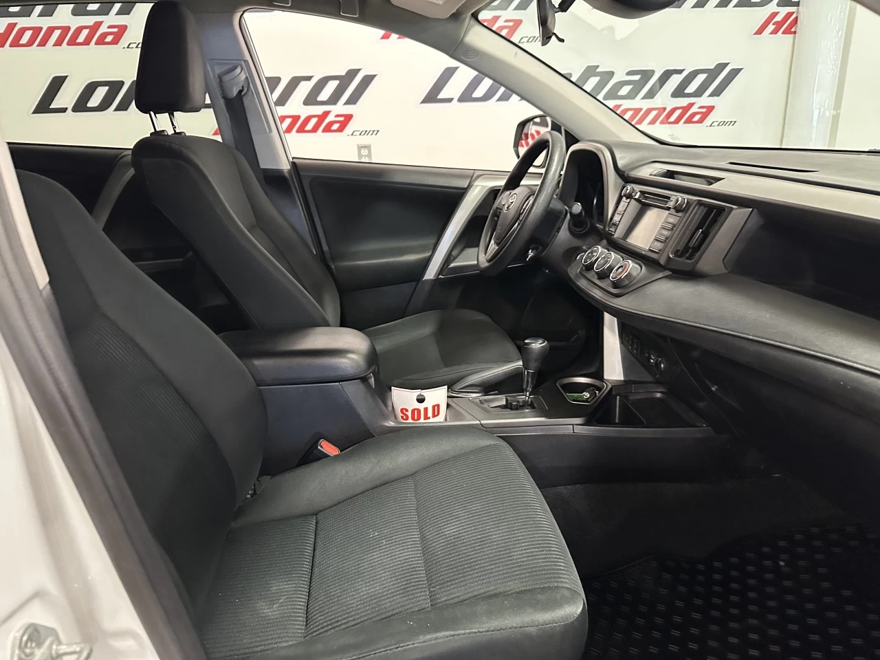 2018 Toyota RAV4 LE Main Image