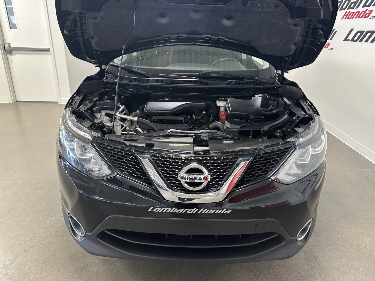 2018 Nissan Qashqai
                                                    SV Main Image