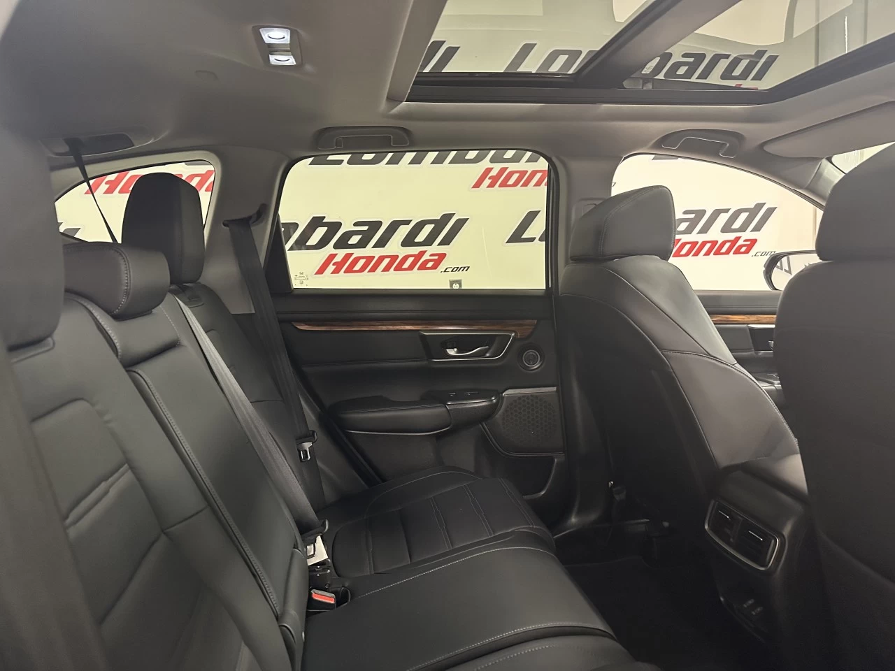 2021 Honda CR-V Touring/Black Edition Image principale