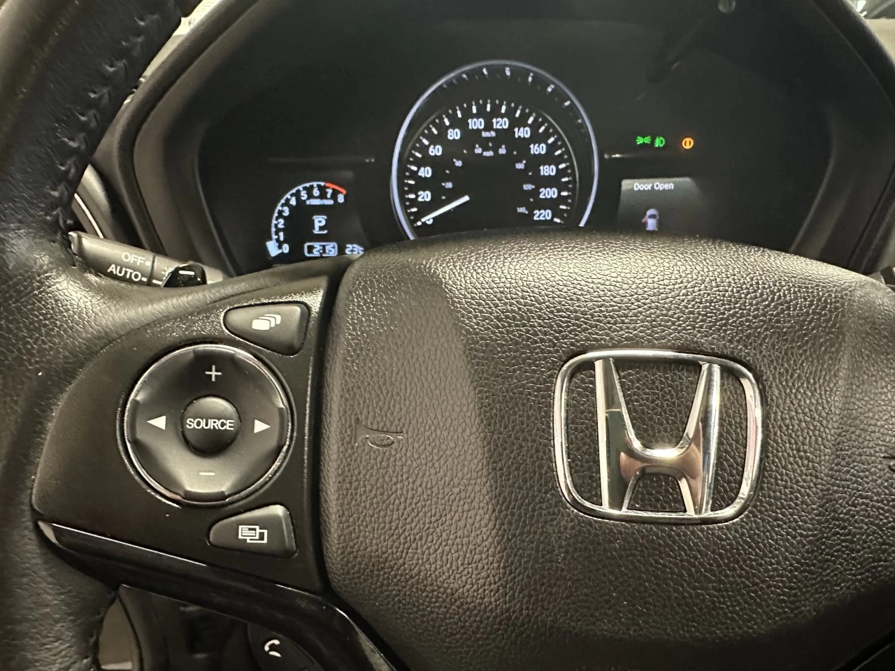 2019 Honda HR-V Touring Main Image