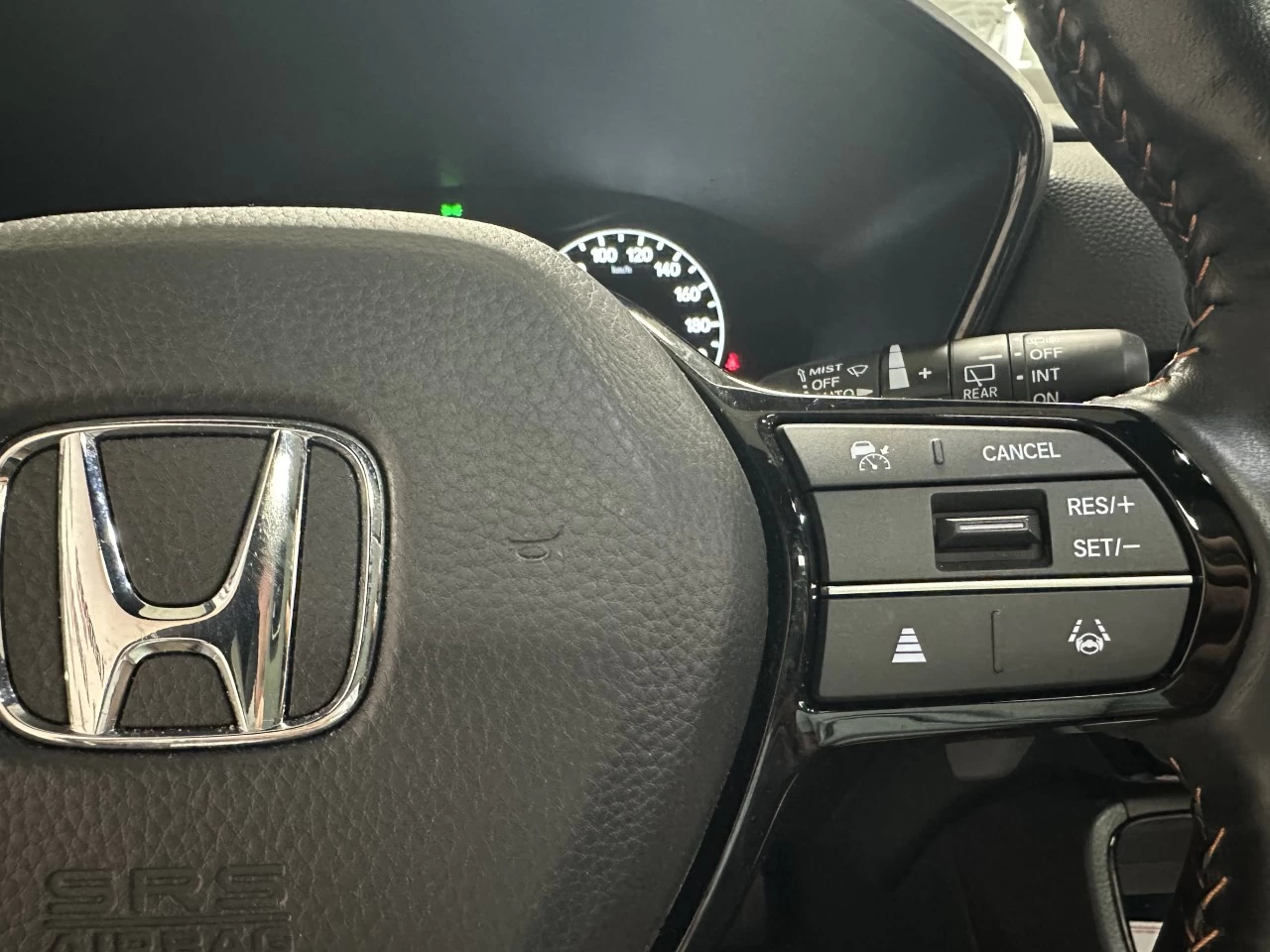 2024 Honda CR-V Touring Main Image