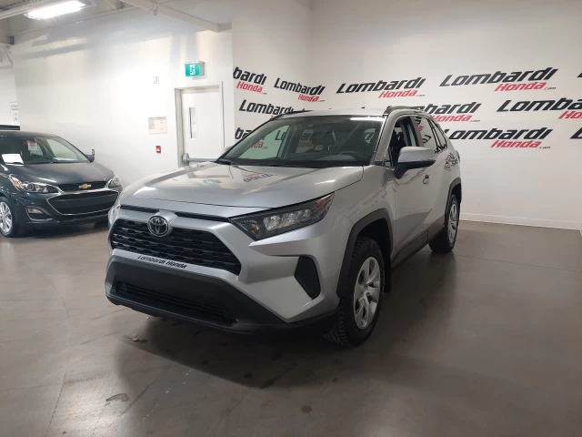 Toyota RAV4 LE 2021