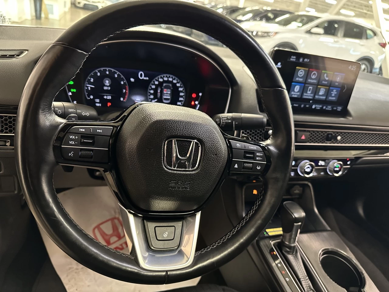 2023 Honda Civic
                                                    Touring Image principale