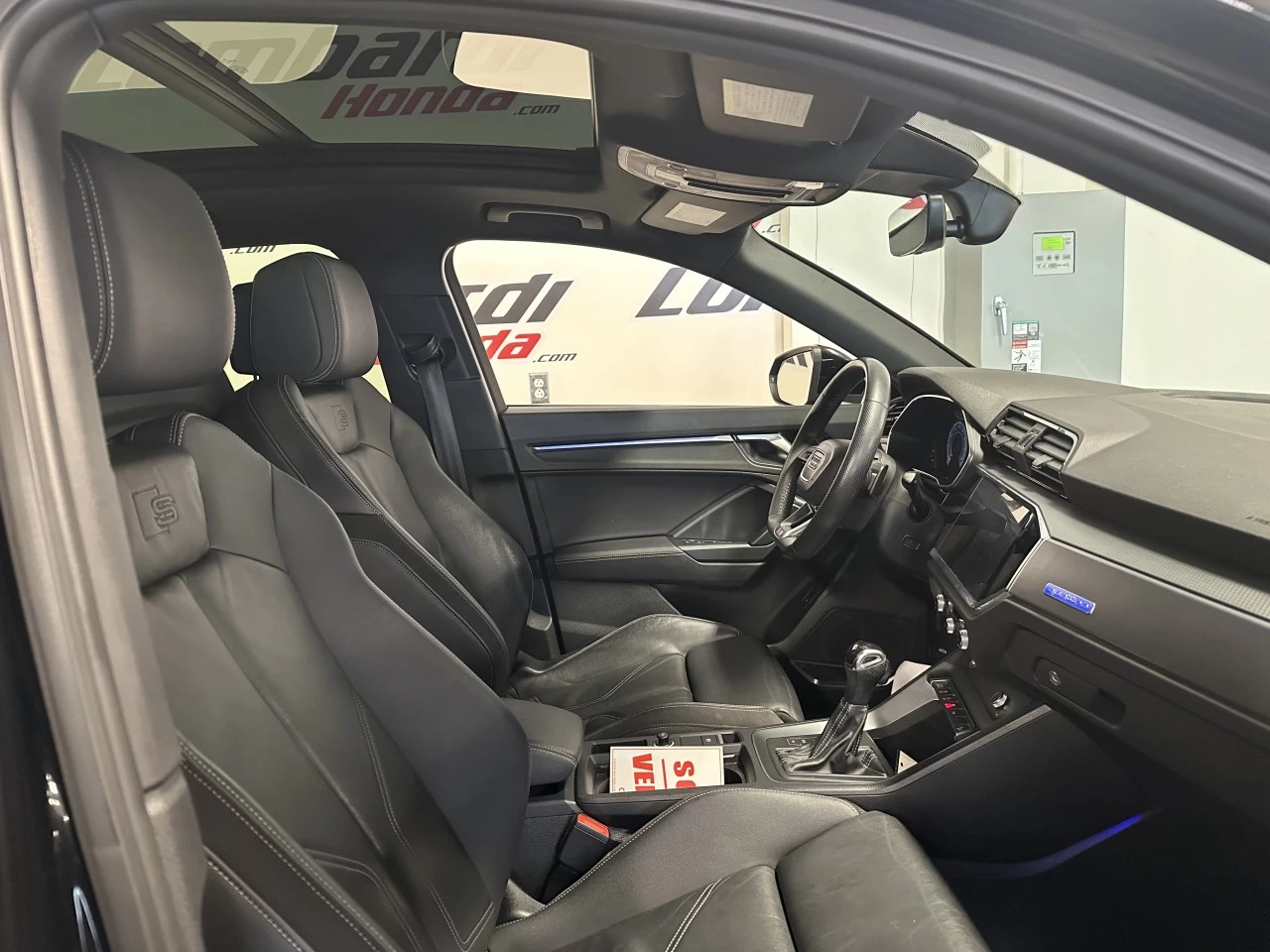 2019 Audi Q3 Technik Main Image