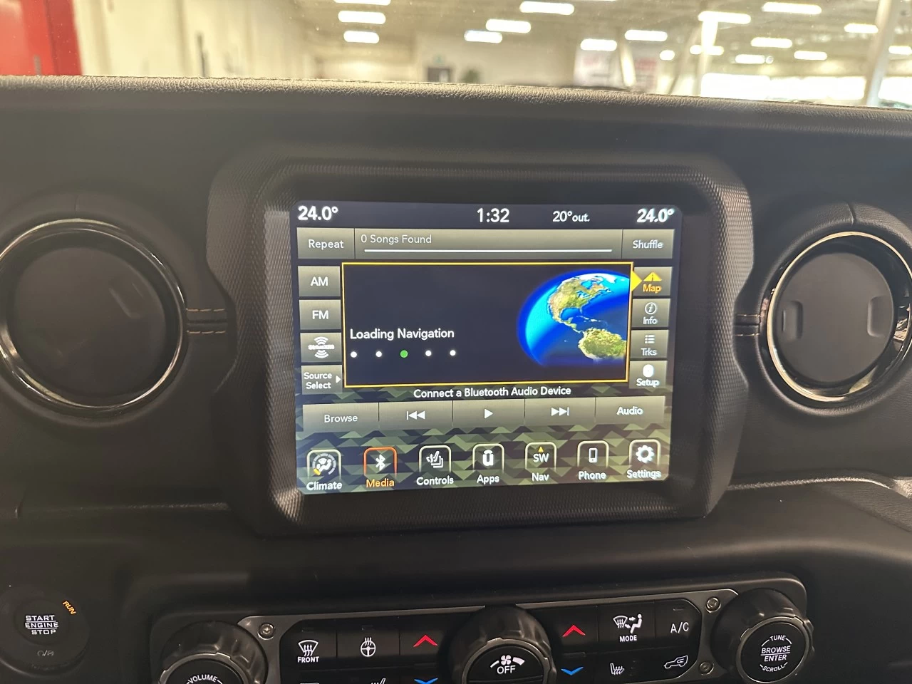2022 Jeep Wrangler
                                                    Unlimited High Altitude Image principale
