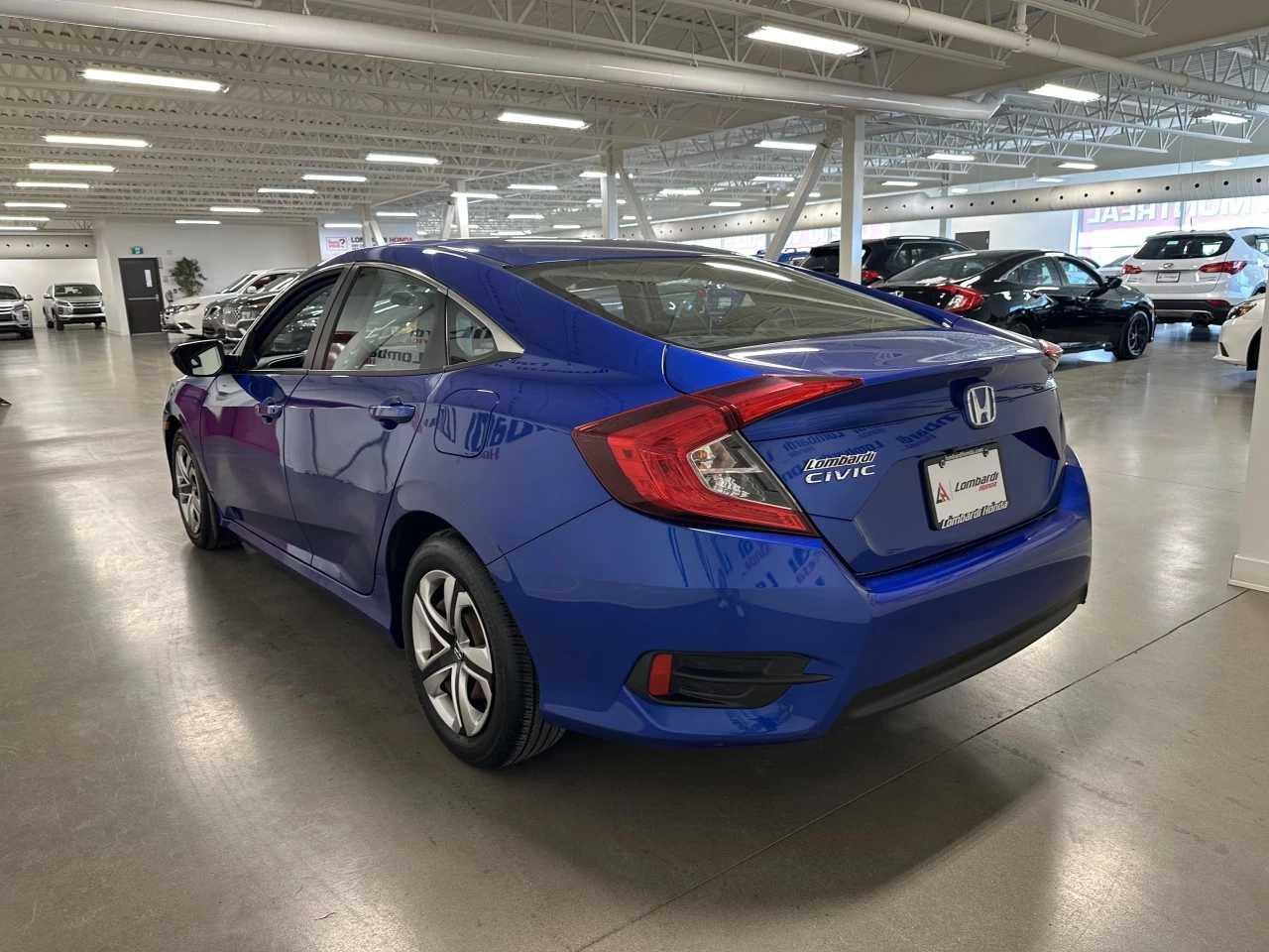 2018 Honda Civic
                                                    LX Image principale