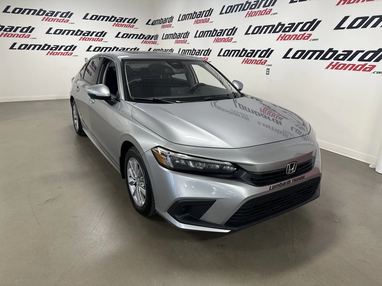 2022 Honda Civic EX Main Image