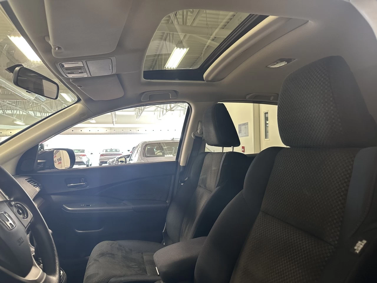 2016 Honda CR-V
                                                    EX Main Image