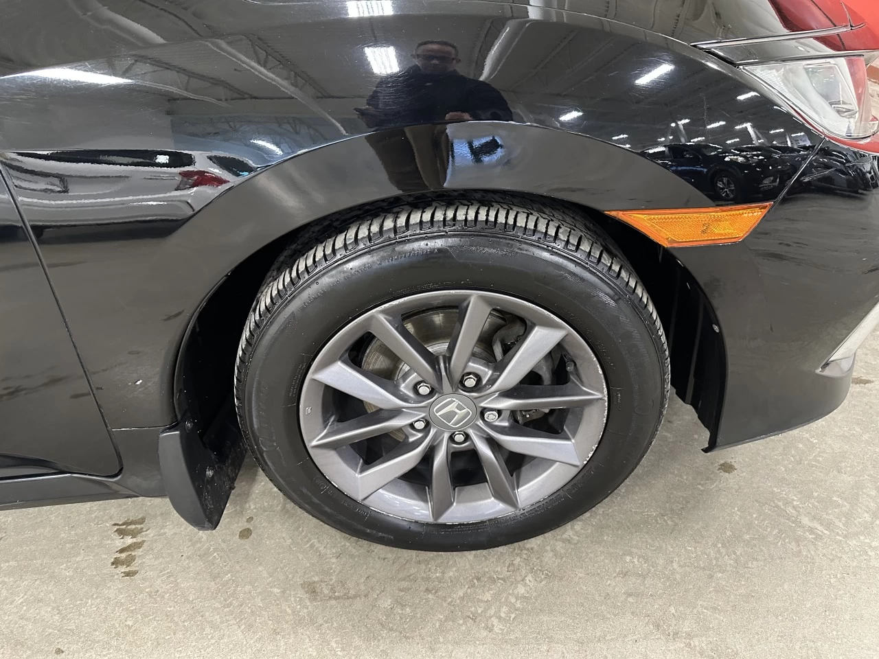 2021 Honda Civic EX Main Image