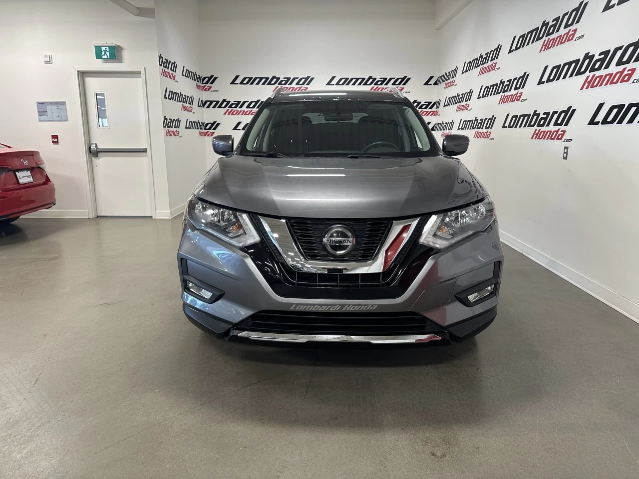 2018 Nissan Rogue SV Image principale