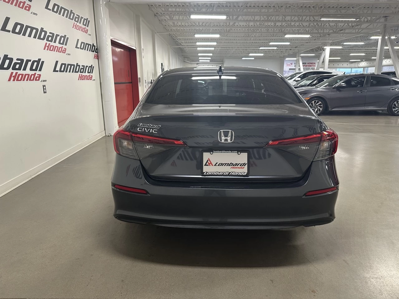 2022 Honda Civic
                                                    LX Main Image
