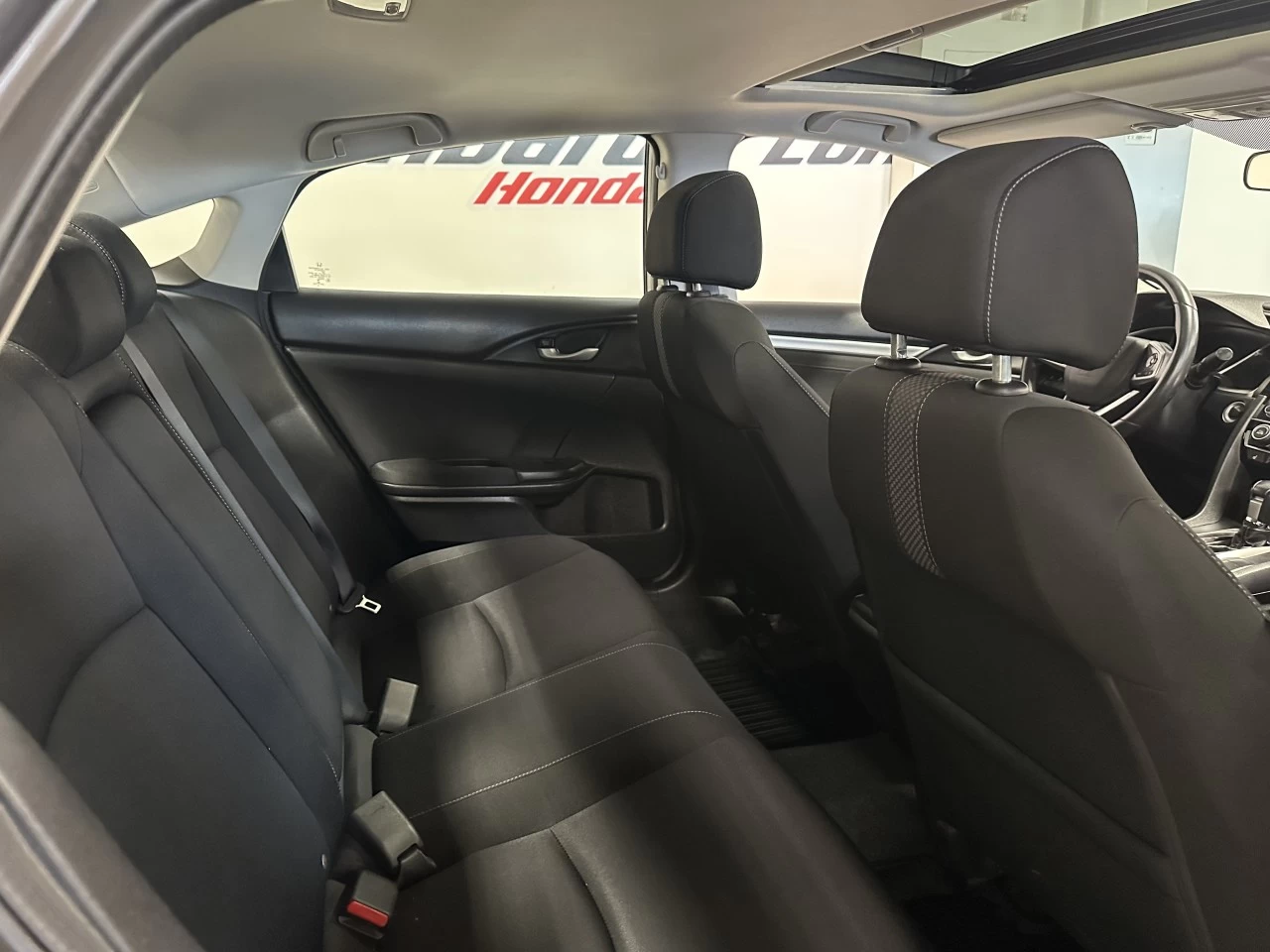 2021 Honda Civic EX Main Image