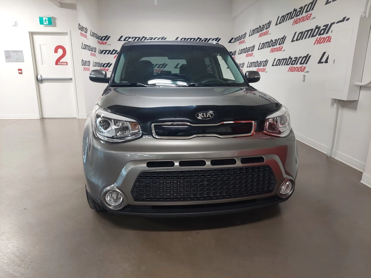 2016 Kia Soul
                                                    EX Main Image