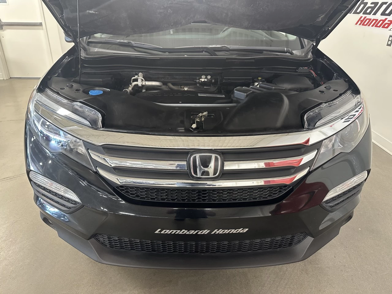 2017 Honda Pilot EX-L Main Image