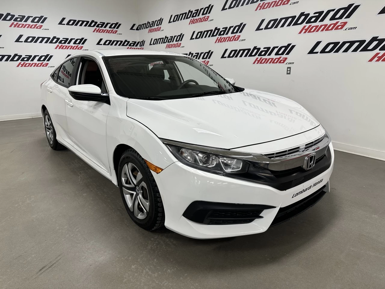 2018 Honda Civic LX Main Image