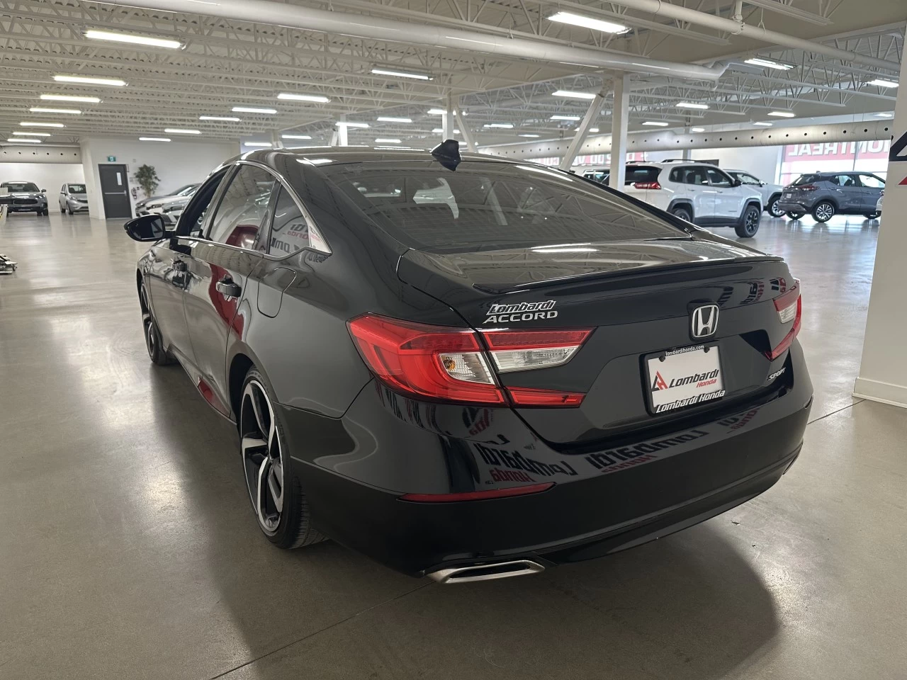 2021 Honda Accord
                                                    Sport Main Image