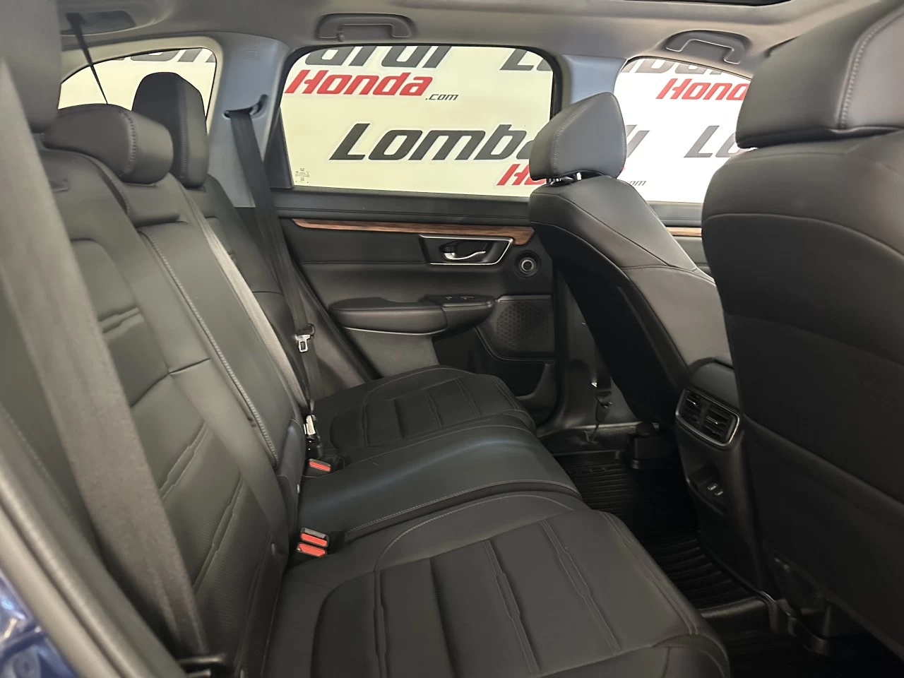 2022 Honda CR-V Touring/Black Edition Main Image