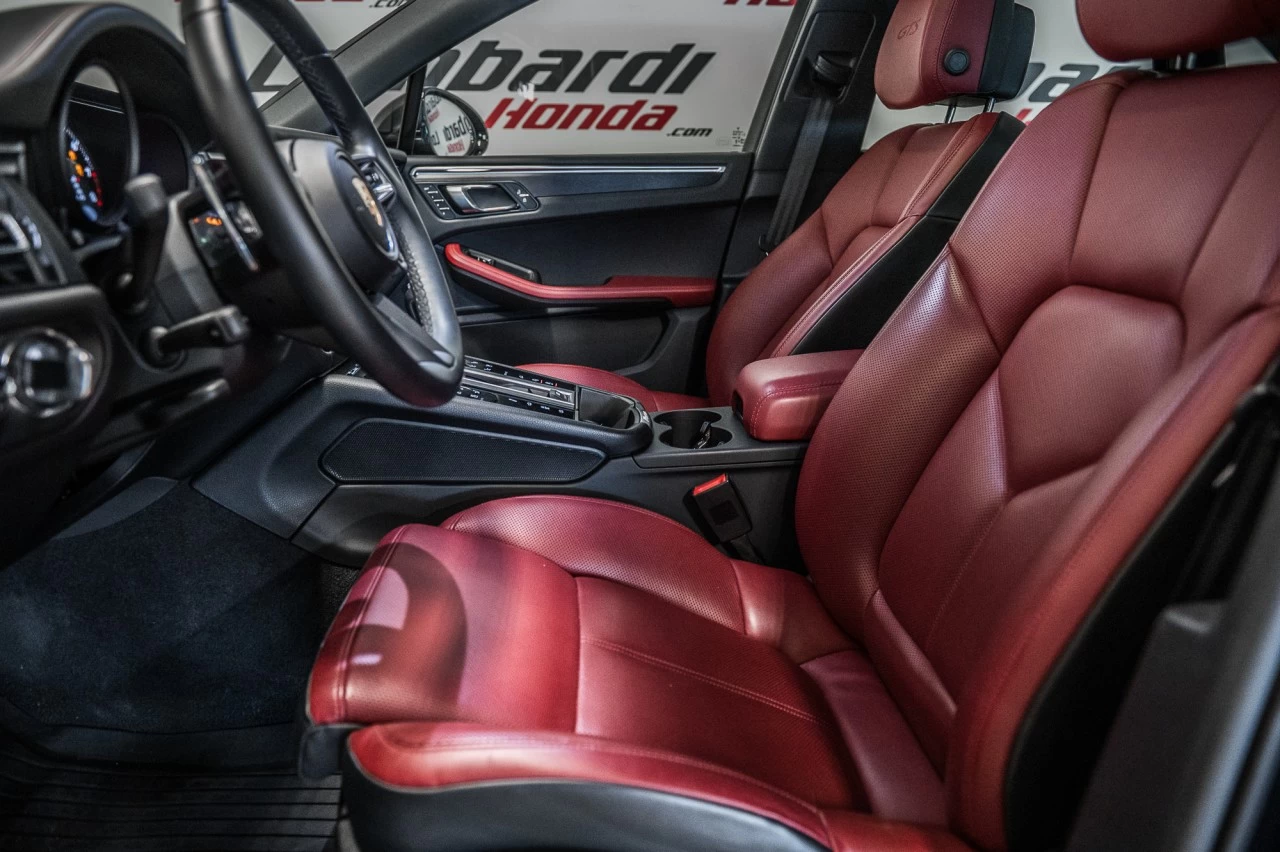 2024 Porsche Macan GTS https://www.lombardihonda.com/resize/b990ff35b810a3abc0cc817b2ca24889-1