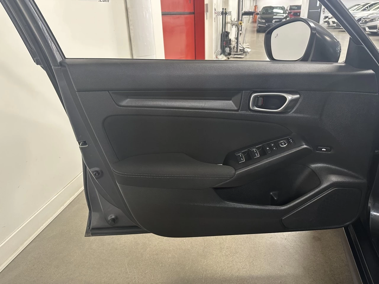 2022 Honda Civic
                                                    LX Main Image