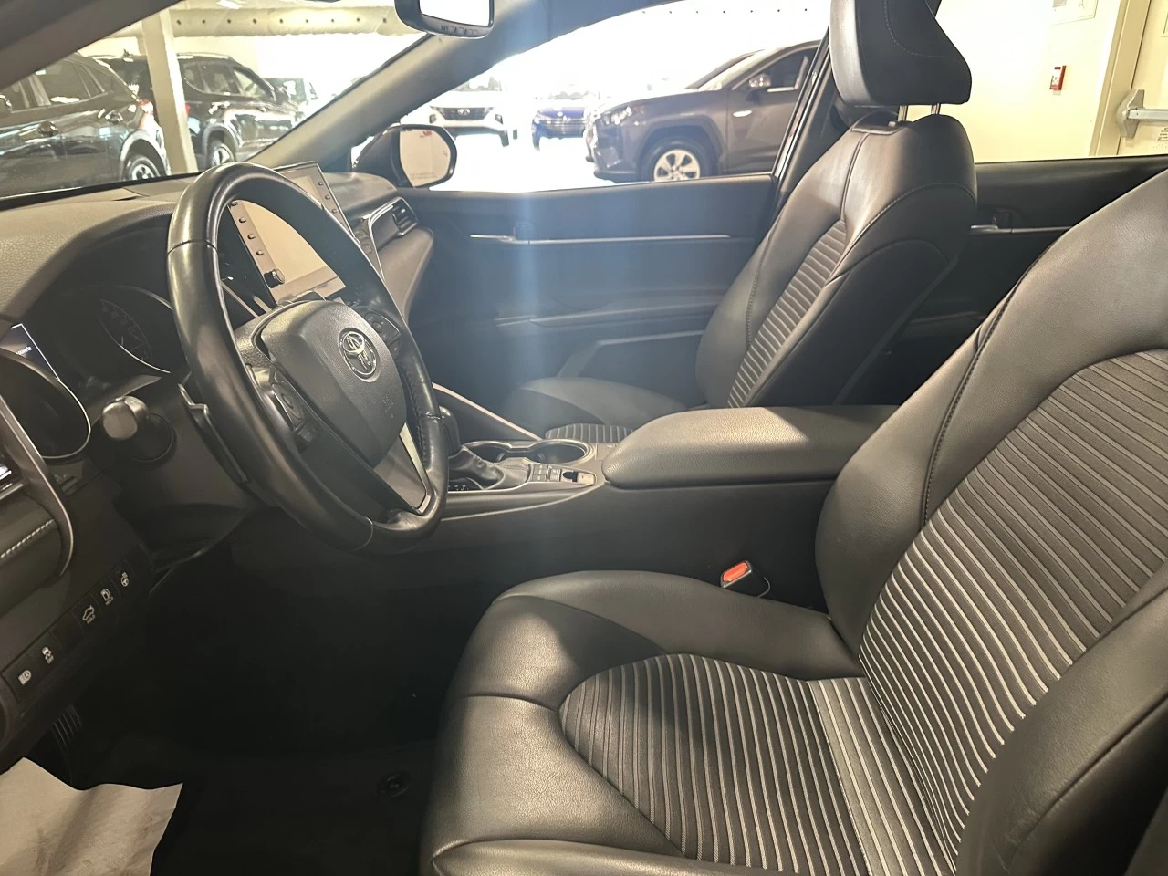 2023 Toyota Camry Hybrid Main Image