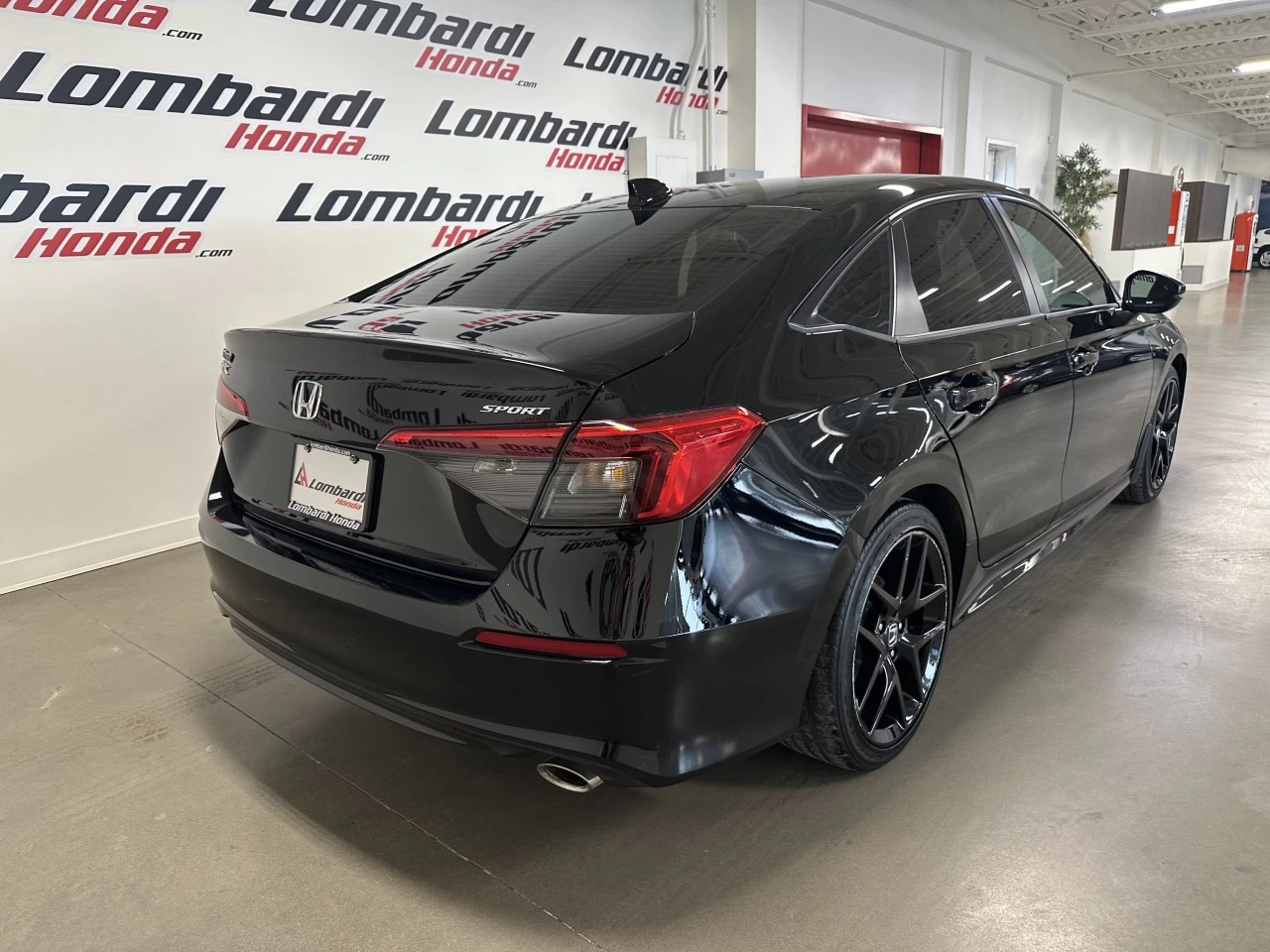 2022 Honda Civic
                                                    Sport Main Image