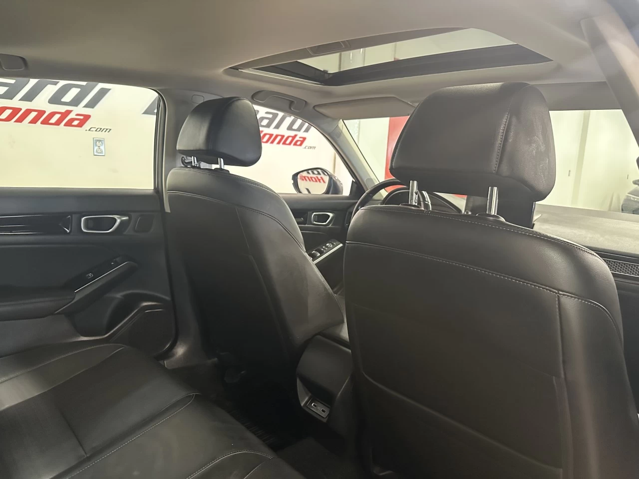 2023 Honda Civic Touring Image principale