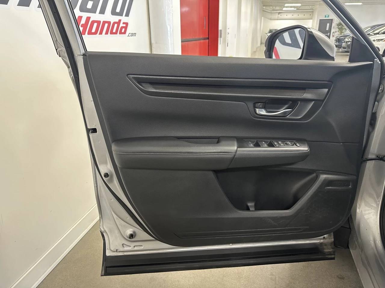 2024 Honda CR-V LX-B Main Image