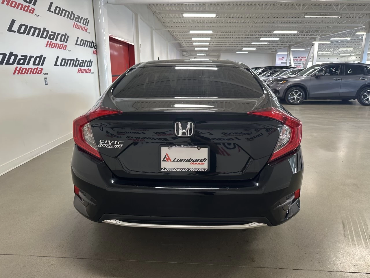 2020 Honda Civic
                                                    EX Main Image