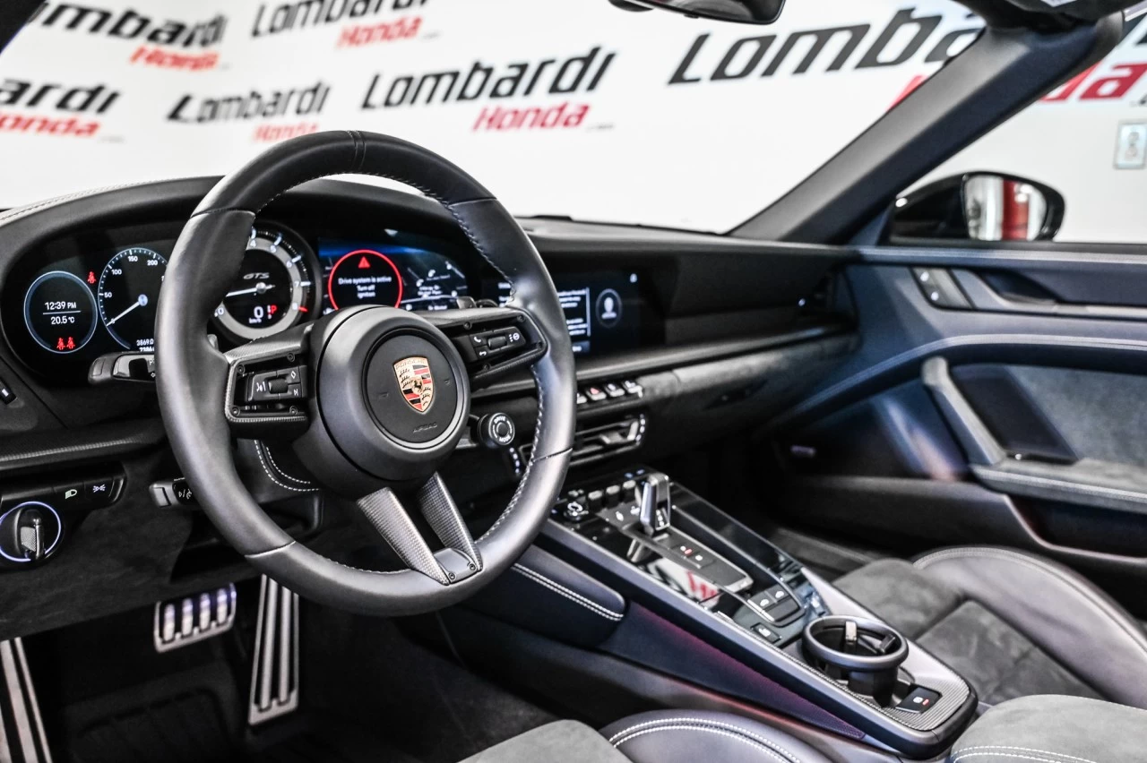 2024 Porsche 911 Targa 4 GTS Main Image