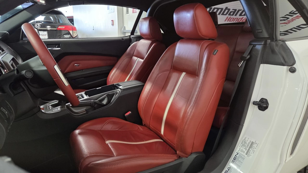 2011 Ford Mustang GT Image principale